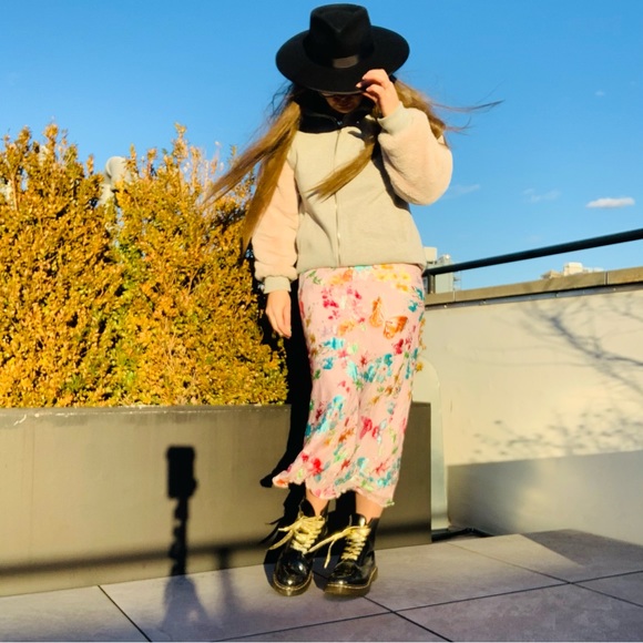 Anthro Italian BELLA VALENTINA Silk Diagonal Slim fit Midi Slip Skirt - Picture 10 of 16